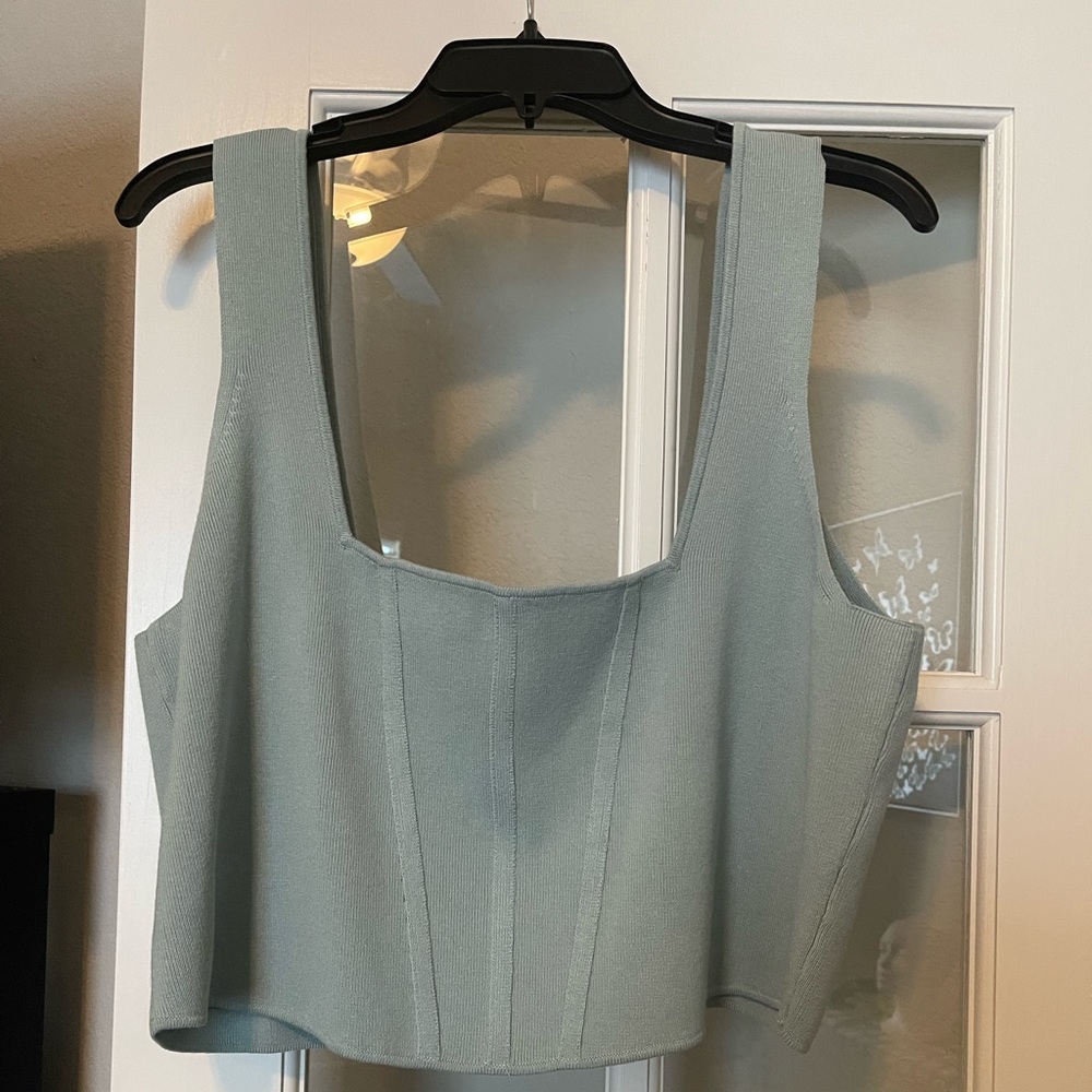 Plus Size Cropped Tank